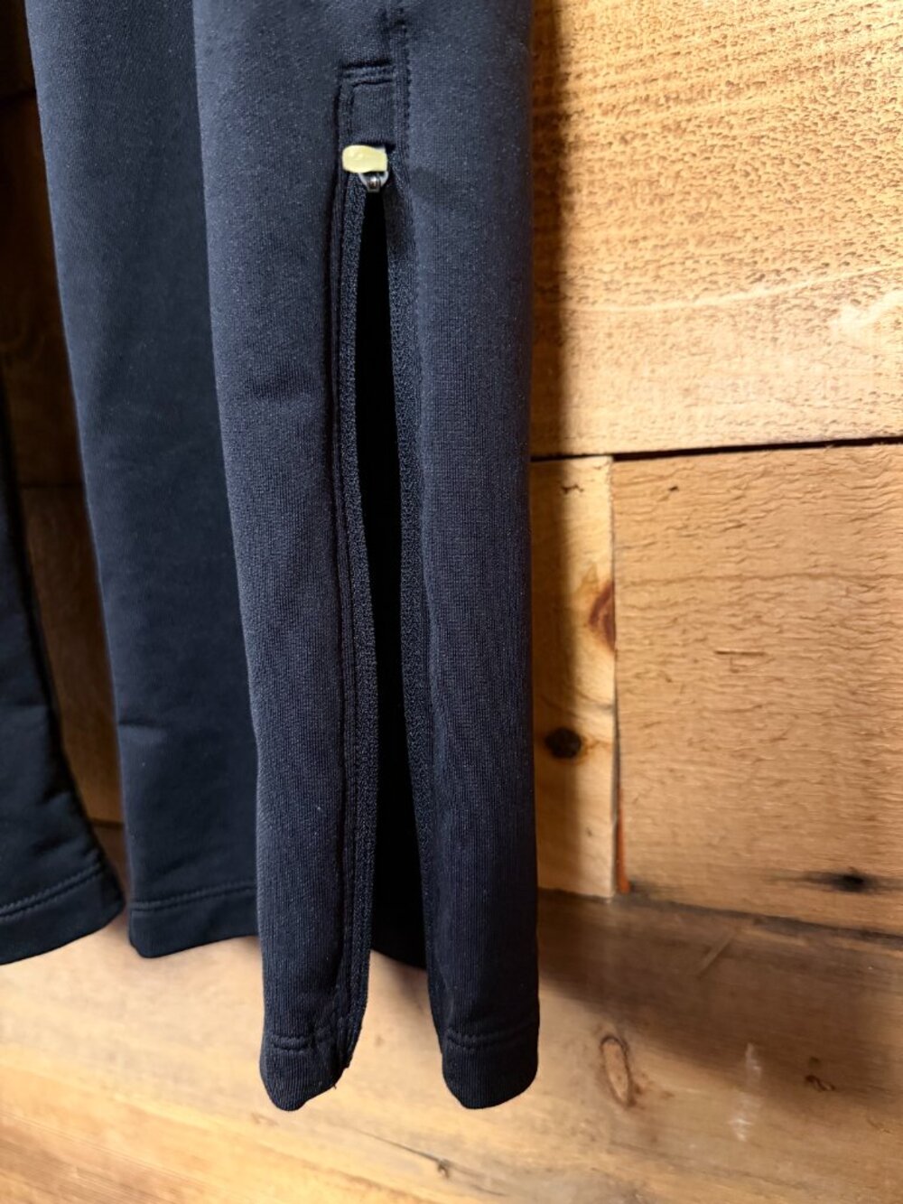 ASICS Black Athletic Pants Women's Medium Zip Pockets Running Performance - Picture 4 of 12